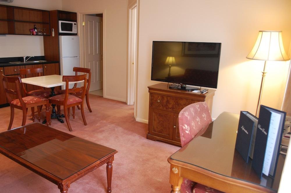Canterbury International Hotel Forest Hill Eksteriør billede
