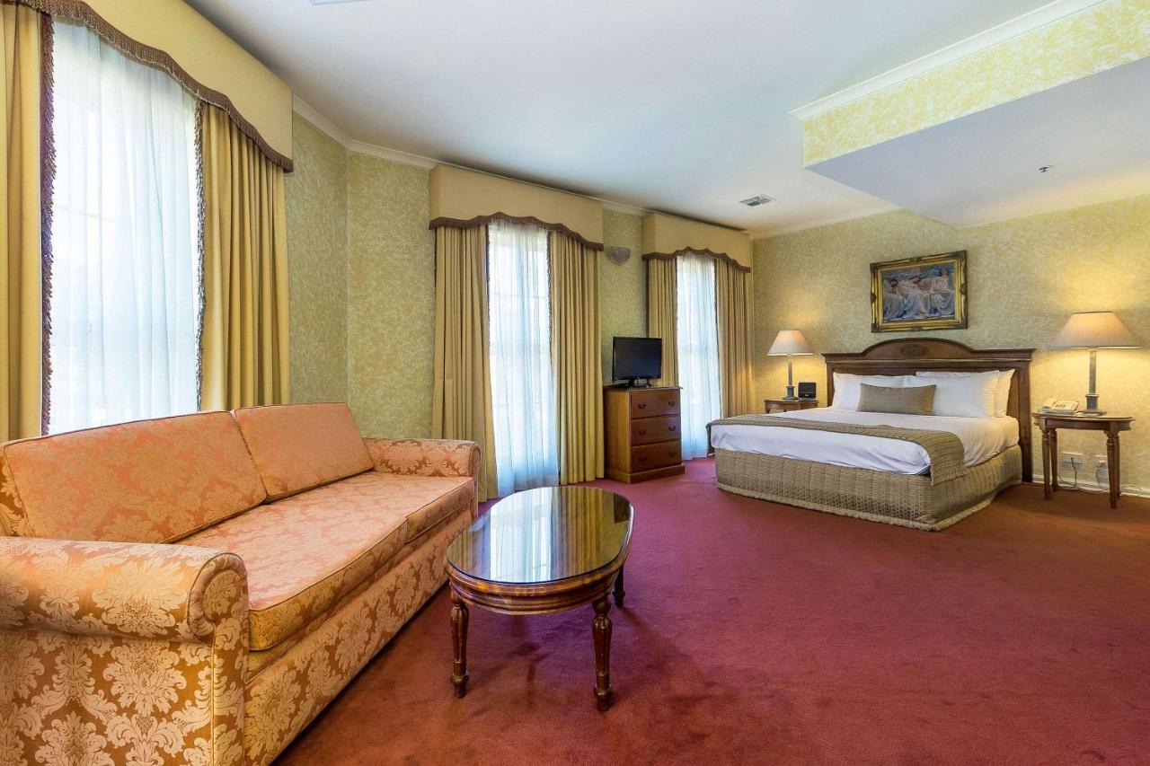 Canterbury International Hotel Forest Hill Eksteriør billede